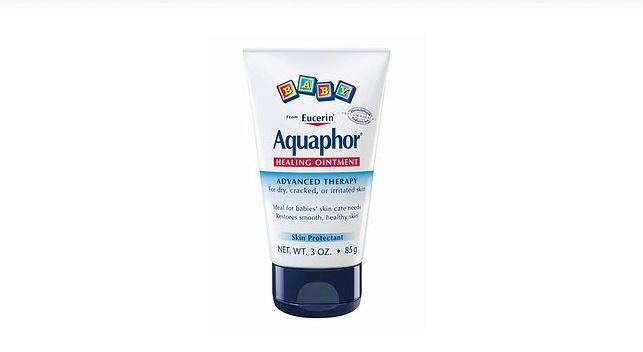 Aquaphor® Advanced Therapy Moisturizer Unscented Ointment
